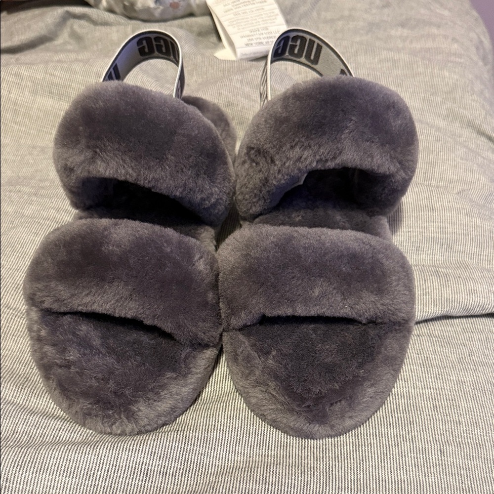 NEW without box UGG Charcoal fluffy slides